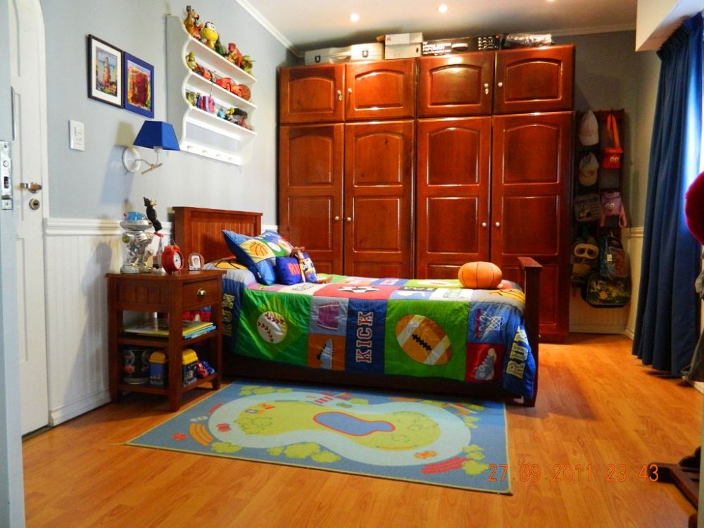 Muebles Infantiles - Cama 1 Plaza Americana  ( Lustrada )